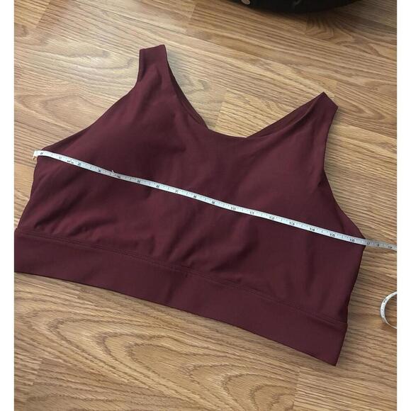 Fabletics Sports Bra Size XXL/1X - Picture 2 of 5
